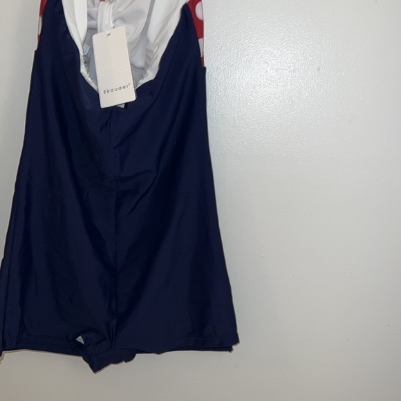 Small One Piece Bathing  Suit‎ - Picture 4 of 9